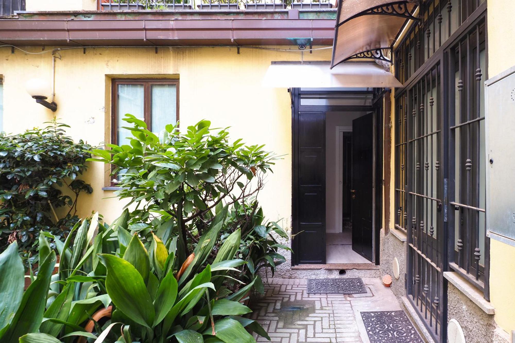 Delizioso Studio Tra Navigli E Mm Sant'Agostino Milano Esterno foto